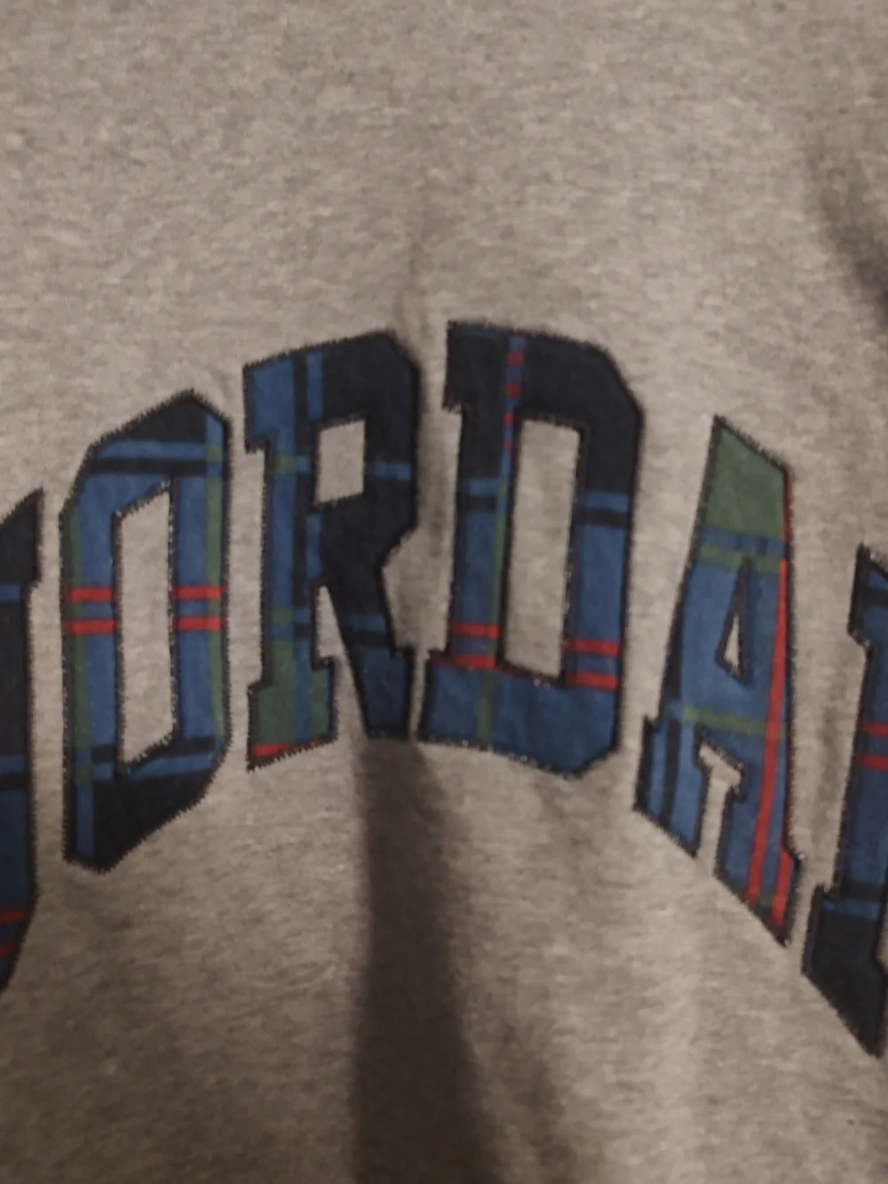 Jordan Mens Plaid Logo Crewneck Sweatshirt Gray  Christmas Exclusive XXL